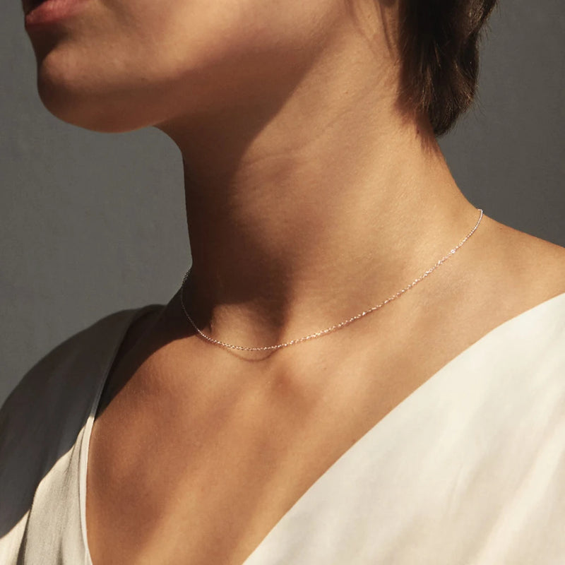 Collier Minimaliste en Acier Inoxydable – Brillance Durable