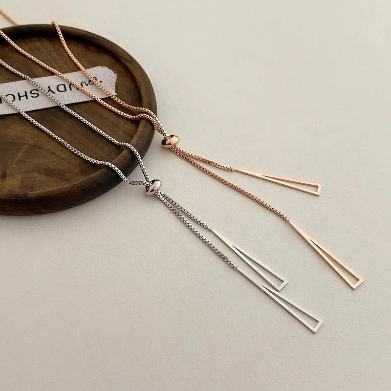 Collier Long Vintage pour Femme – Élégant et Intemporel