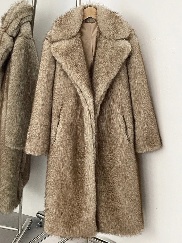 Manteau en fausse fourrure femme