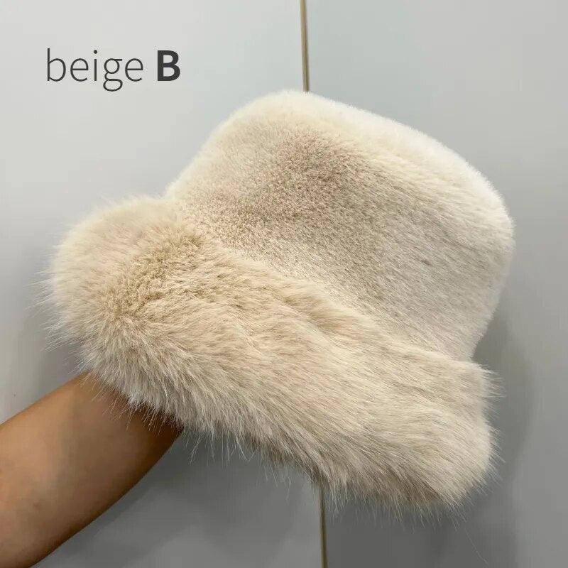 Bob en fausse fourrure – beige