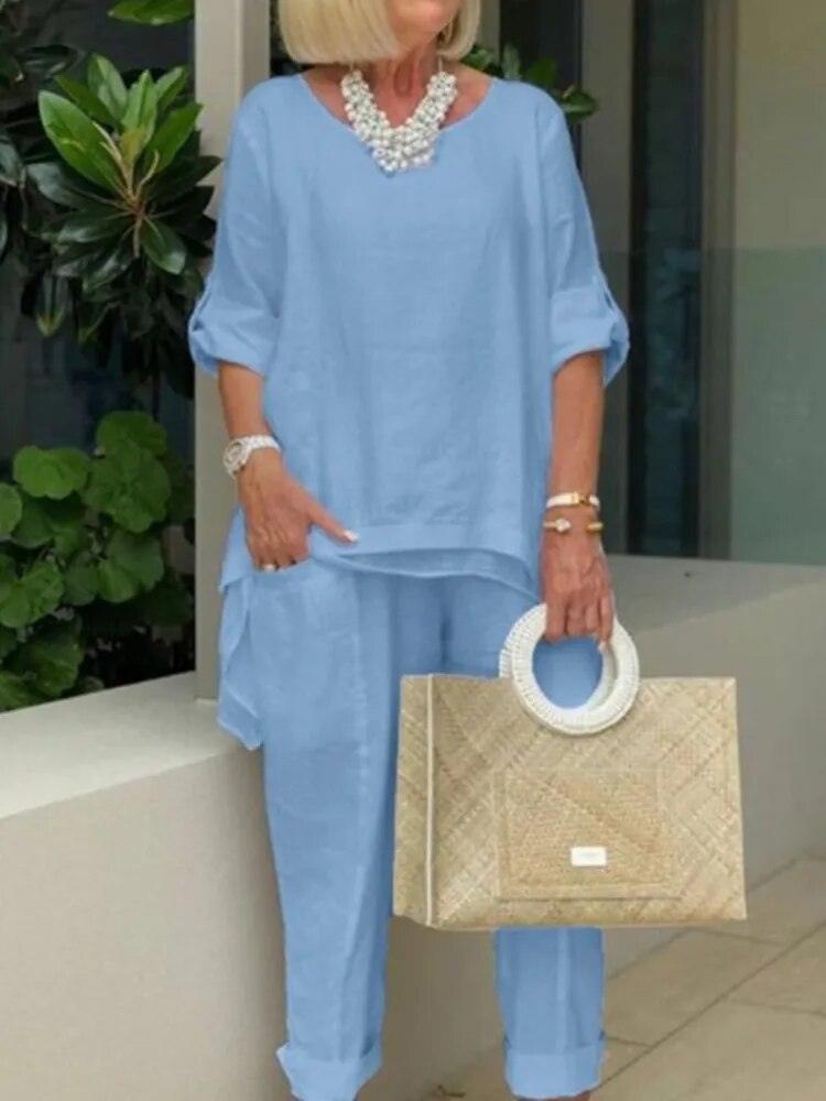 Ensemble t-shirt et pantalon droit – bleu ciel