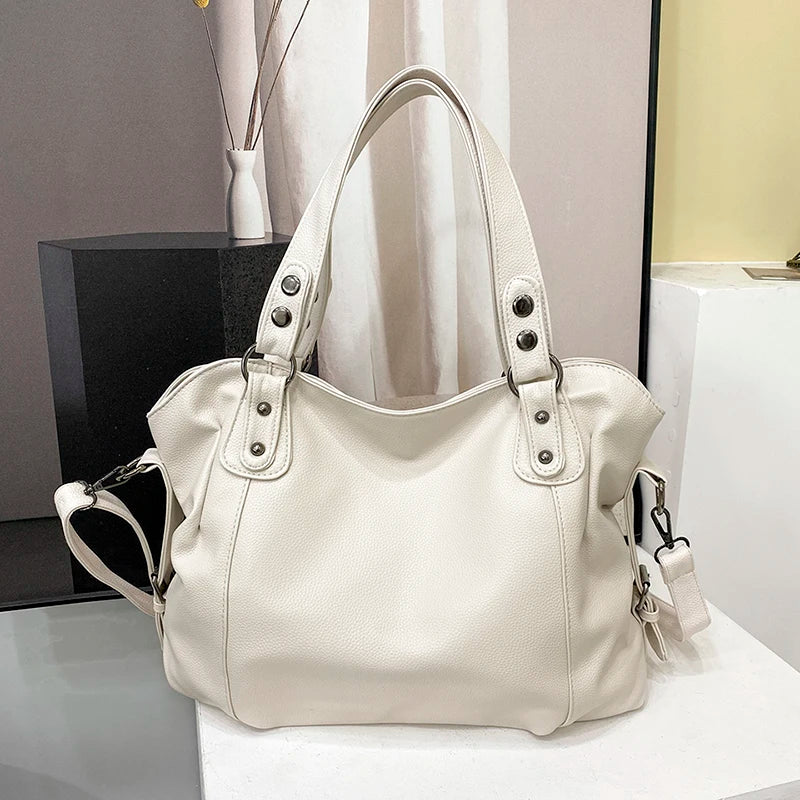 Grand sac cabas en simili cuir – beige