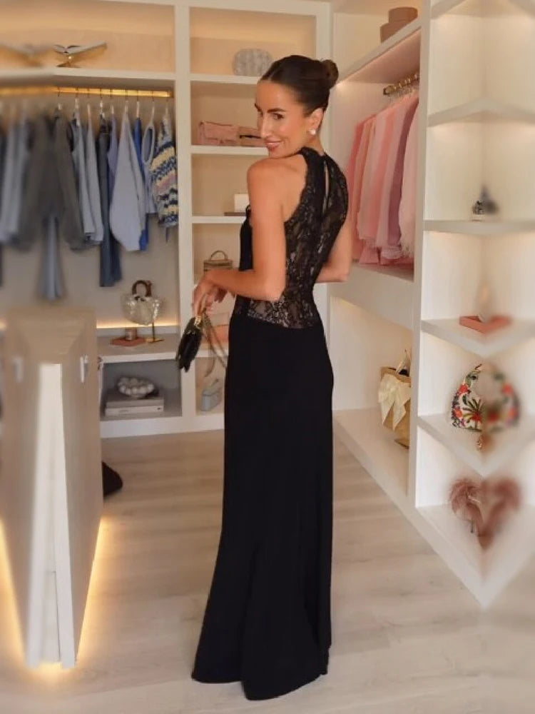 Robe longue dos nu en dentelle