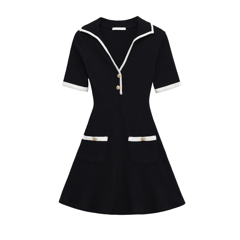 Robe « Summer Bloom » – Mini A-line col V femme