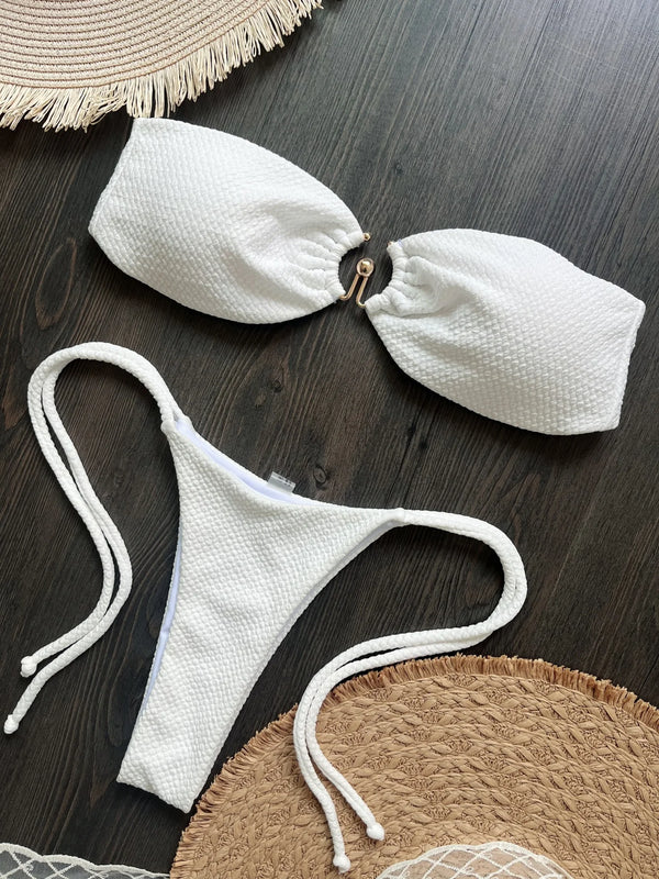 Évasion Élégante – Bikini Tricoté Sans Armature