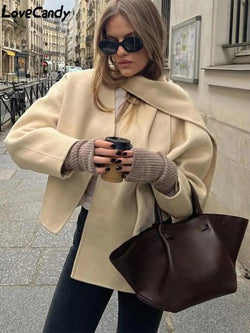 Veste beige avec écharpe - Eleganceparis 