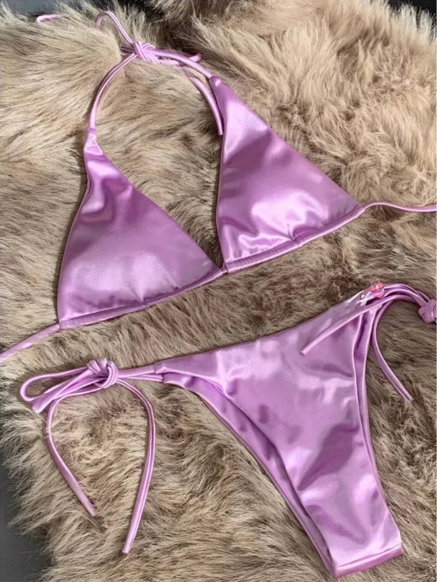 HaloCurve – Bikini à col licou avec anneau décoratif