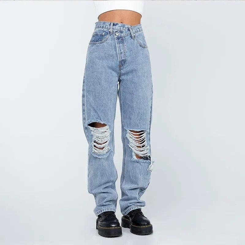 Jeans déchirés bleu clair à taille haute, style streetwear féminin chic