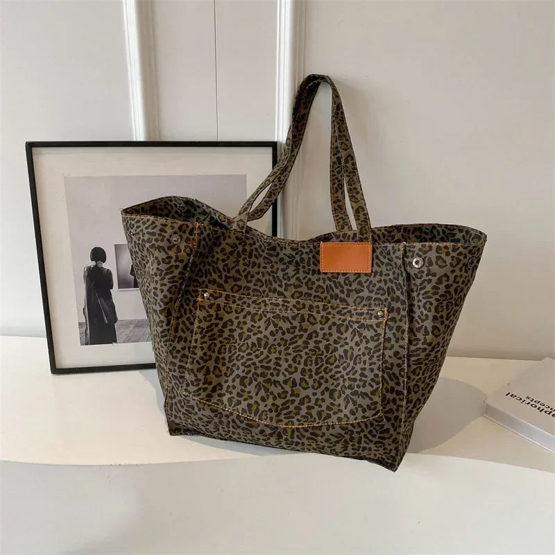 Grand sac cabas léopard en toile – noir