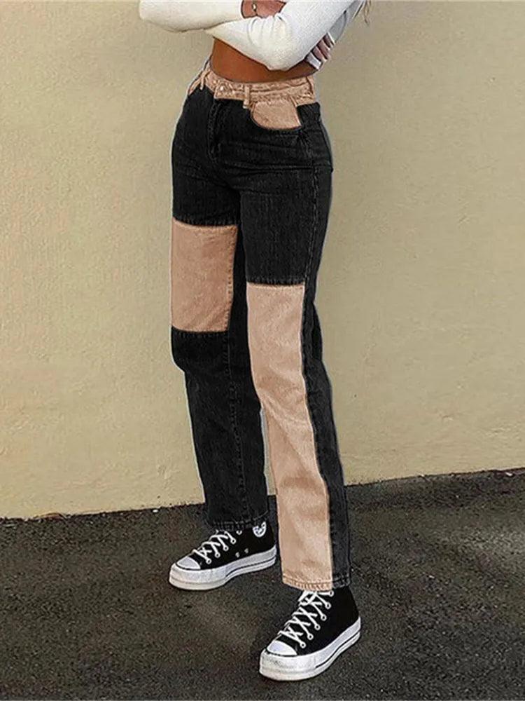 Jeans noirs à patchs beige, coupe droite, style chic et tendance pour femme