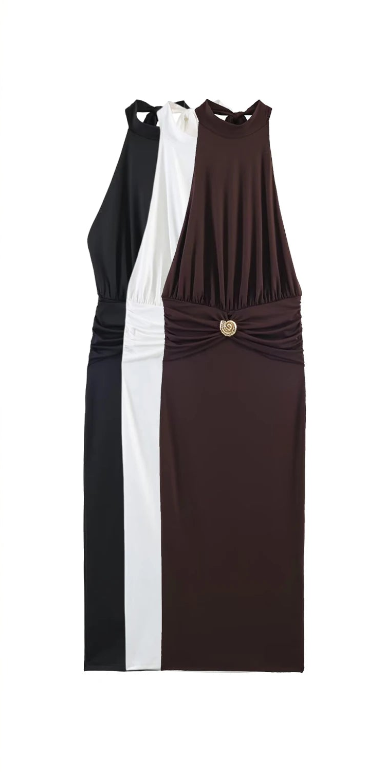 Robe mi-longue dos nu