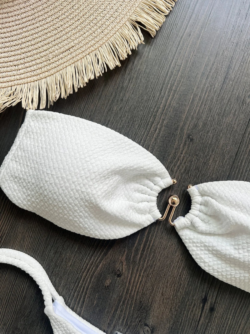 Évasion Élégante – Bikini Tricoté Sans Armature