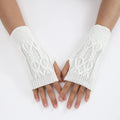 Mitaines en maille torsadée – blanc