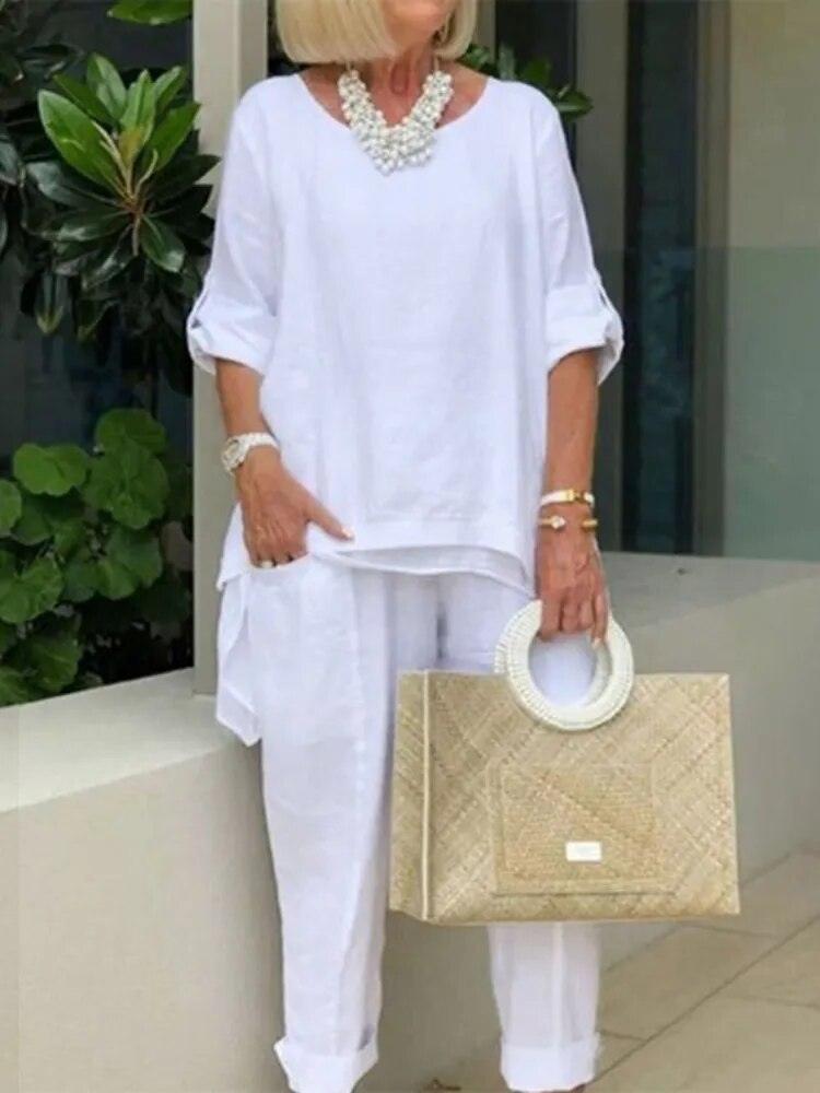 Ensemble t-shirt et pantalon droit