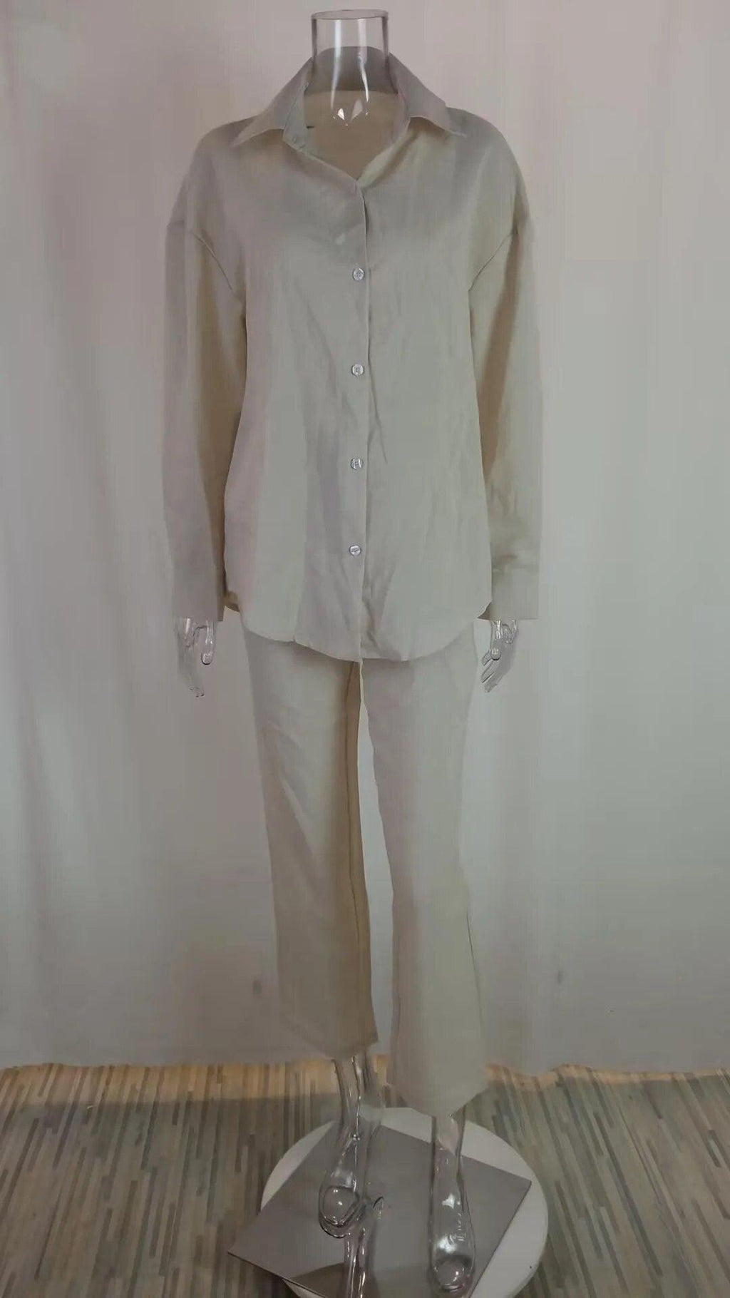 Ensemble chemise et pantalon uni – vue 6