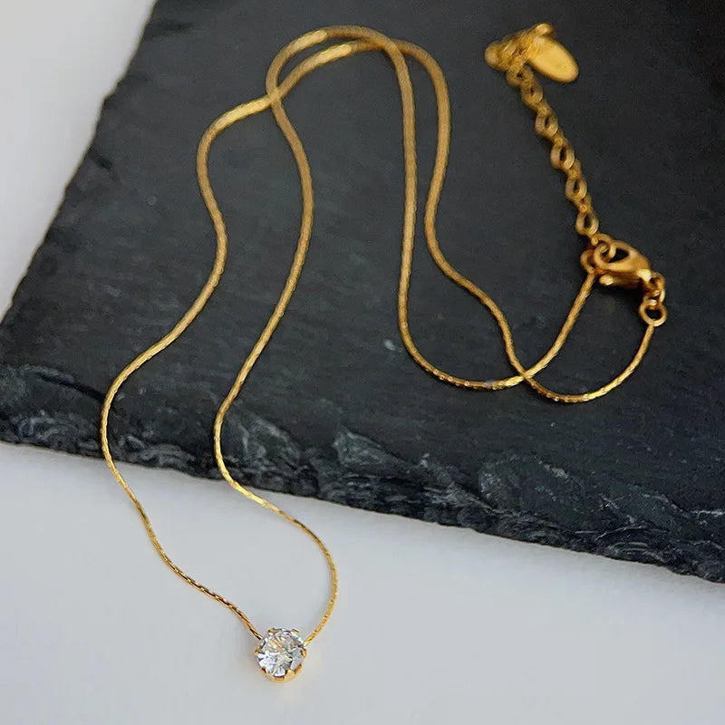 Collier solitaire sur chaîne fine – vue 3
