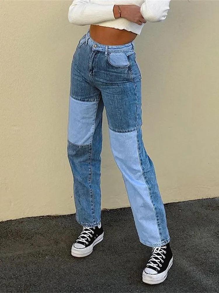 Jeans patchwork bleu clair et foncé, coupe large, style mode féminine chic et tendance