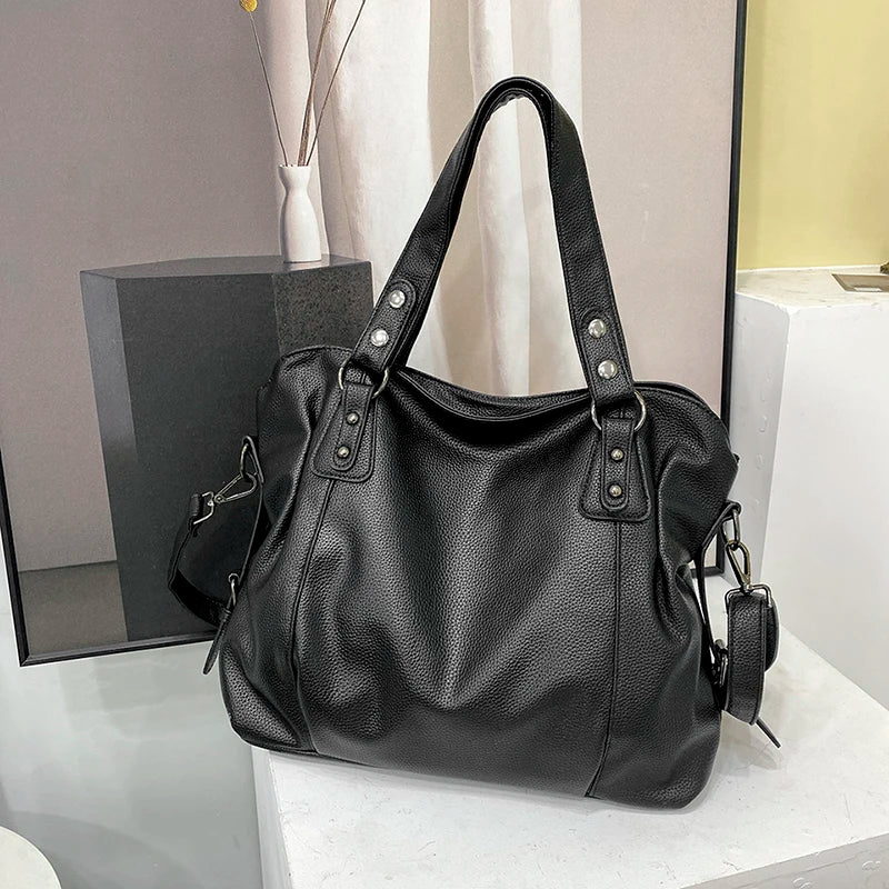 Grand sac cabas en simili cuir – noir