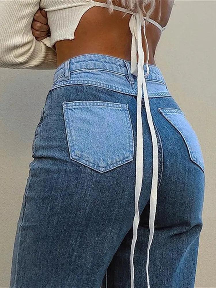 Jeans taille haute bleu délavé avec lien blanc, mode féminine chic et tendance
