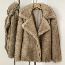Manteau en fausse fourrure femme