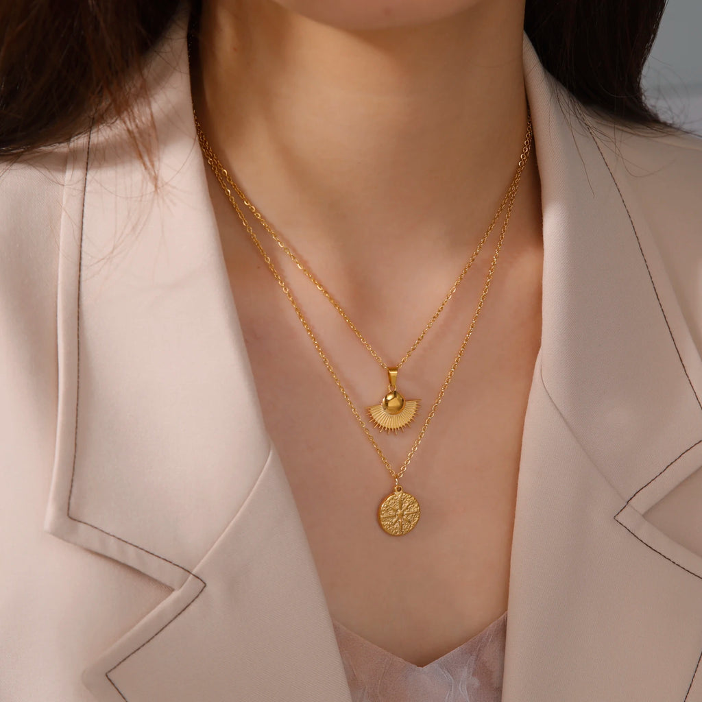 Collier pendentif soleil – vue 5