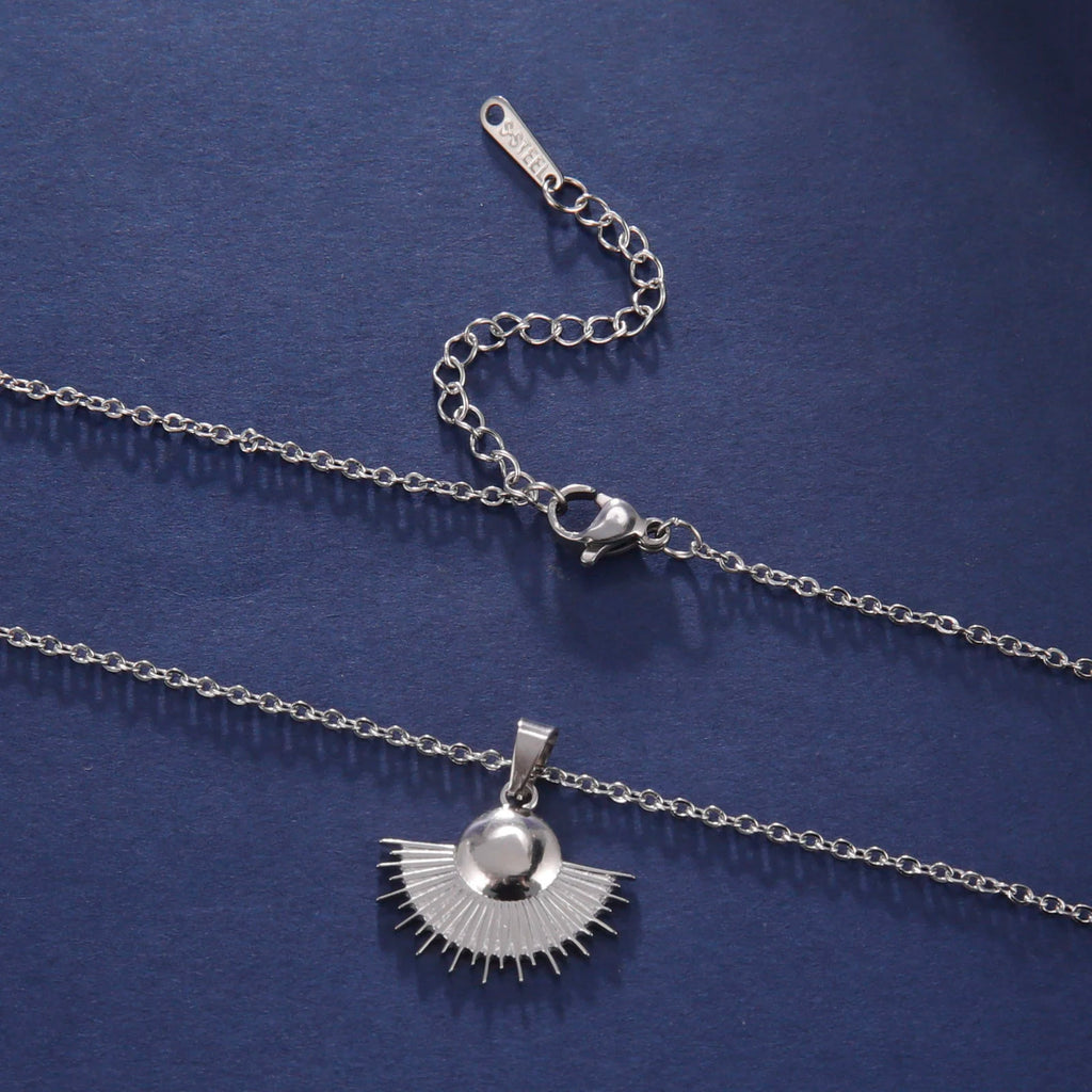 Collier pendentif soleil – vue 6