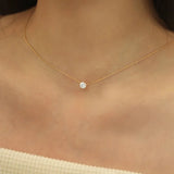 Collier point lumineux zircon
