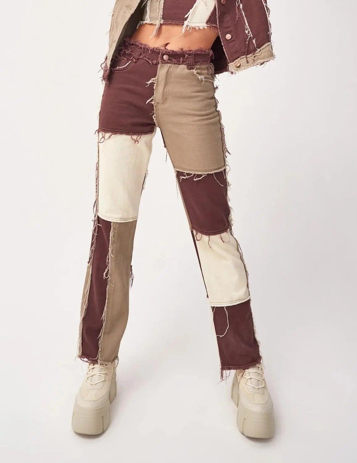 Jeans patchwork déchiré femme, coupe tendance, style streetwear chic